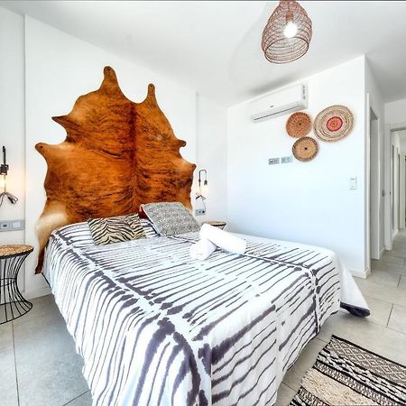 Pachamama House-Near The Beach, Fast Wifi, Air-Con And Sat Tv Плая Бланка Екстериор снимка