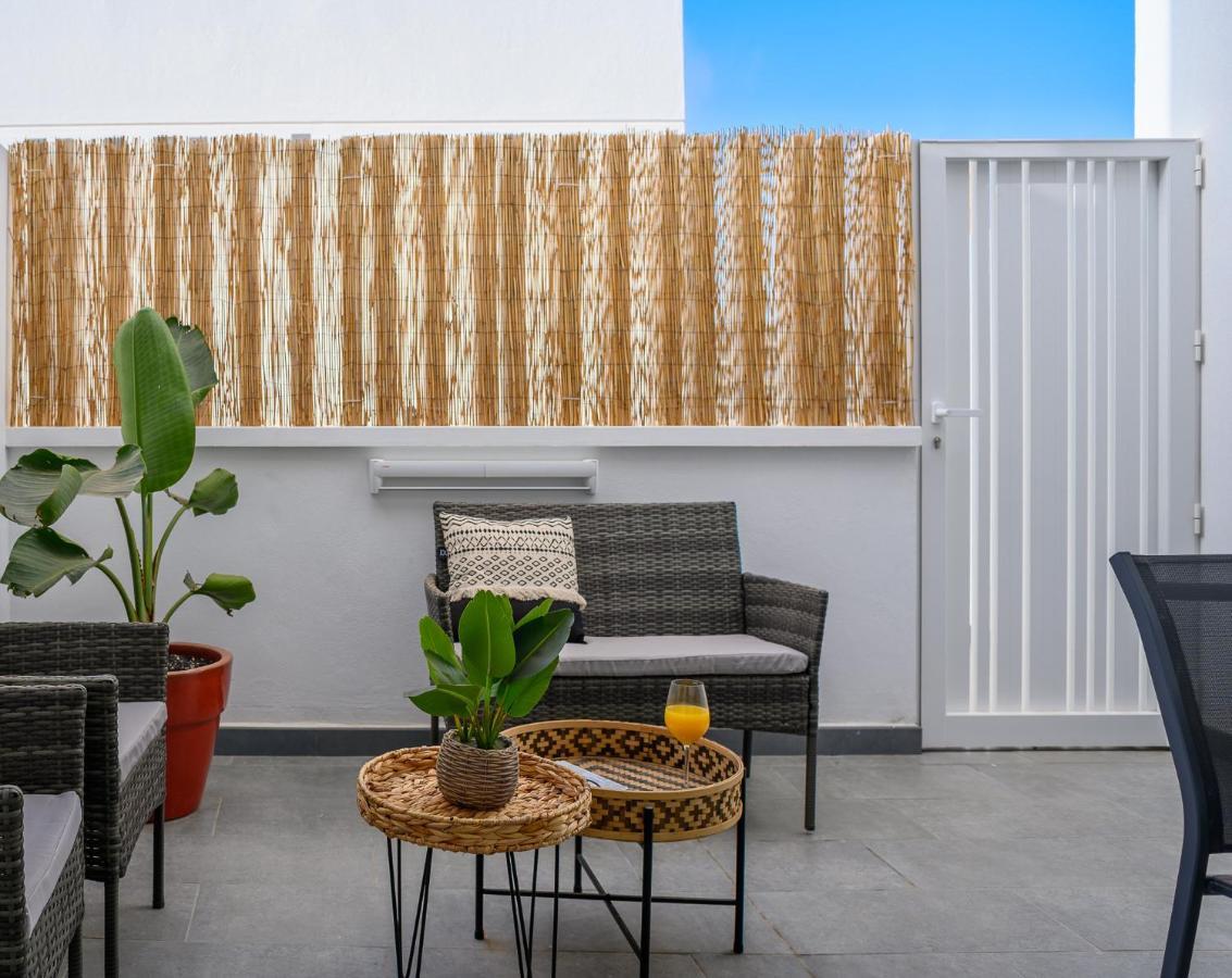 Pachamama House-Near The Beach, Fast Wifi, Air-Con And Sat Tv Плая Бланка Екстериор снимка